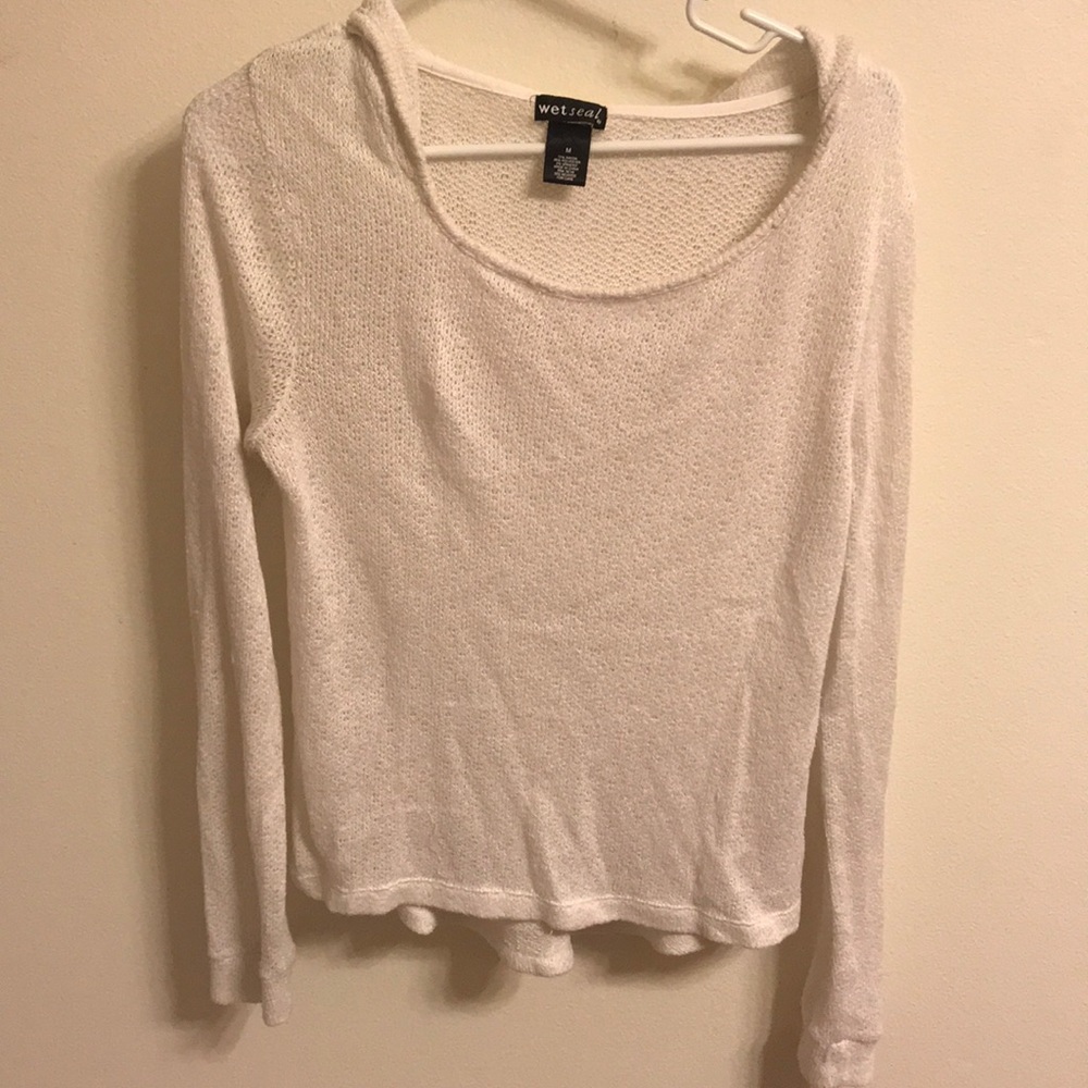 long sleeve knit shirt